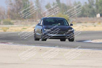 media/Sep-20-2025-Extreme Speed (Sat) [[1fcc23683c]]/Orange (Mid Intermediate)/Session 1 (Sunset)/